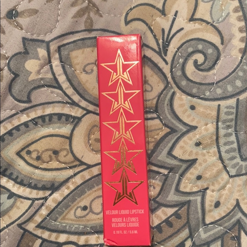 Jeffree Star velour lipstick